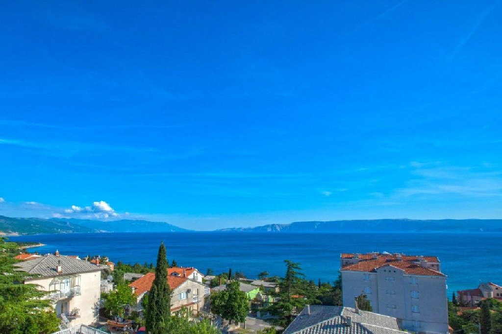 Novi Vinodolski - Villa Mira-App. 4+1 (Dachgeschoss)