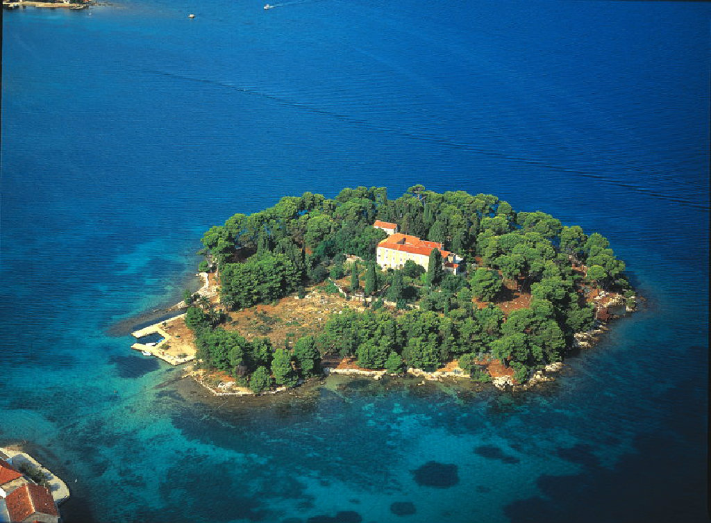 Ugljan-Preko - Villa Majer App. „Unter der Terrasse“ 3+2