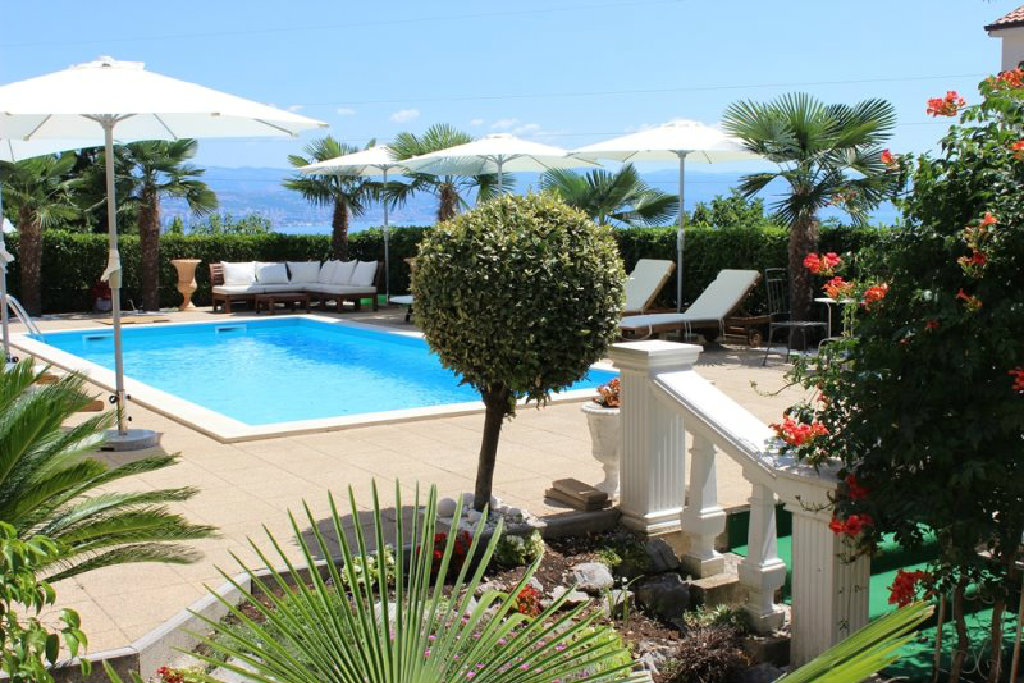 Icici - Villa Chiara Apartment MINZE